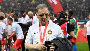 Cum arată Valeriu Argăseală după ce a slăbit mult în lupta cu o boală gravă