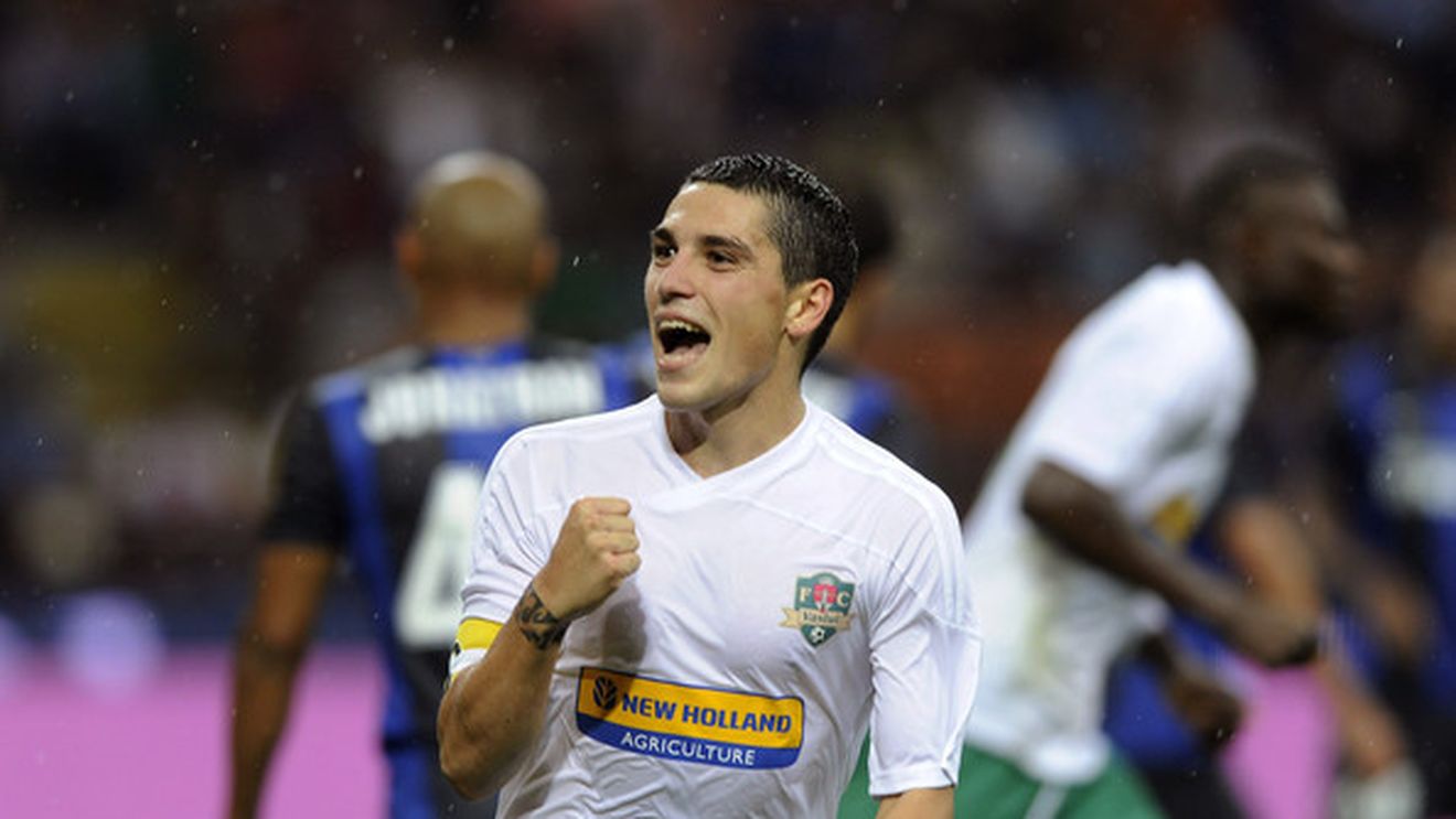 Vaslui a pus mâna pe un "diamant". A fost în probe la Chelsea și a fost transferat de Stuttgart, acum e marele pariu al Ligii 1!** Sânmărtean: "E extraordinar, va fi mare!"