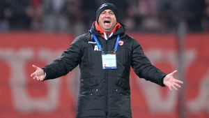 Tensiuni la Dinamo după ce Bratu a fost anunțat ca noul antrenor al echipei! Miriuță nu vrea să plece cu mâna goală. Câți bani îi cere lui Negoiță