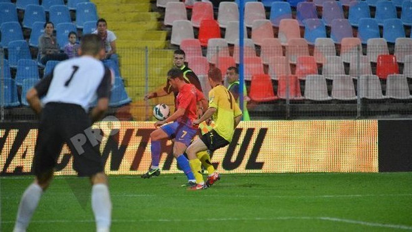 Declarația serii:** "A dat assist la ratarea lui Rocha" :) La Steaua se punctează și nereușitele