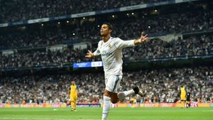 Liga Campionilor | Doar Feyenoord și APOEL nu au marcat într-o seară cu 26 de goluri. Ronaldo a făcut "dubla", City s-a distrat în Olanda, iar Tottenham a pus-o la respect pe Dortmund. Toate rezultatele de miercuri 