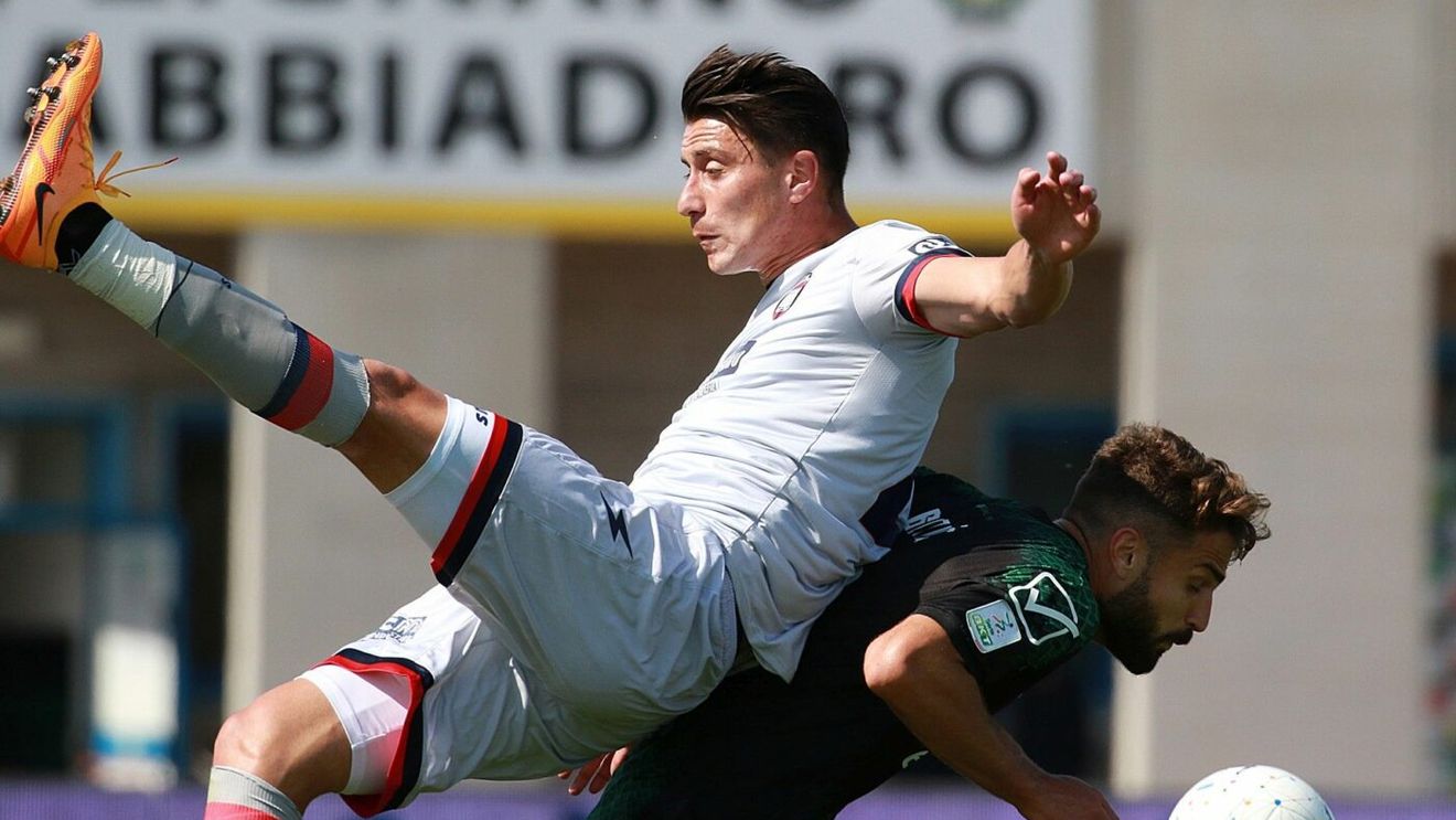 Fotbaliștii din naționala României s-au făcut de râs în Italia: au retrogradat în Serie C!