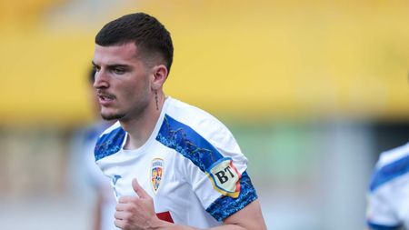 Imaginea disperării pentru Mircea Lucescu! ProSport a surprins exact momentul când Valentin Mihăilă s-a rupt înainte de meciul cu Austria și durerea jucătorului de la Parma