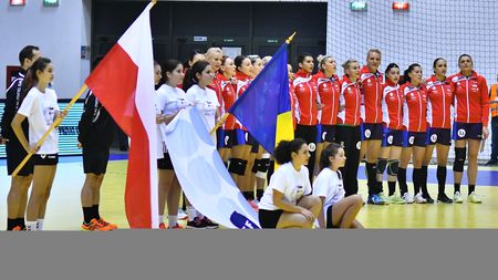 Prima reacție după debutul României la CM handbal: "În apărare nu am reușit să ne concentrăm foarte bine. Micuțe fiind, le-am cam scăpat printre degete. A fost un meci în care să punem lucrurile la punct"