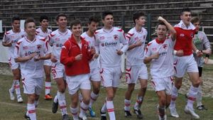 Prima veste bună a anului pentru "câini"!** Ciobi are de unde alege: Dinamo 1995 învinge Genoa și merge în semifinalele turneului din Italia