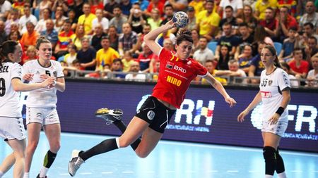 ANALIZĂ | Cine va fi „tunarul” României la Campionatul Mondial din Japonia? Una dintre explicațiile pentru care Gabriela Perianu nu a devenit azi o jucătoare de tipul „Andrea Penezic”