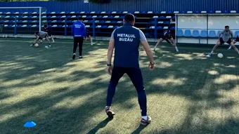 Metalul Buzău reia foarte curând pregătirile pentru noul sezon de Liga 2! Valentin Stan nu le-a dat prea multe zile libere jucătorilor și a programat cantonamentul de vară