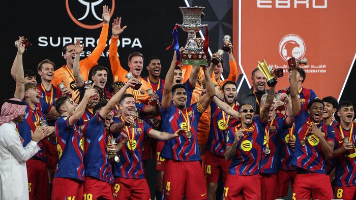 Barcelona câștigă Supercupa Spaniei cu Real Madrid după un final de infarct!
