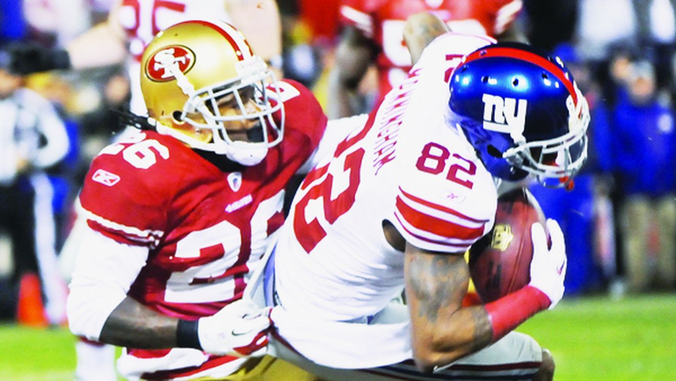 Bunicii singurului român care va juca în Super Bowl sunt mândri de performanța nepotului lor:** "Hai nepoate, go Patriots!"