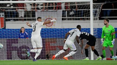 Top Pariu: 100% fotbal » Pachetul Zilei ajunge la cota 11.00 »»