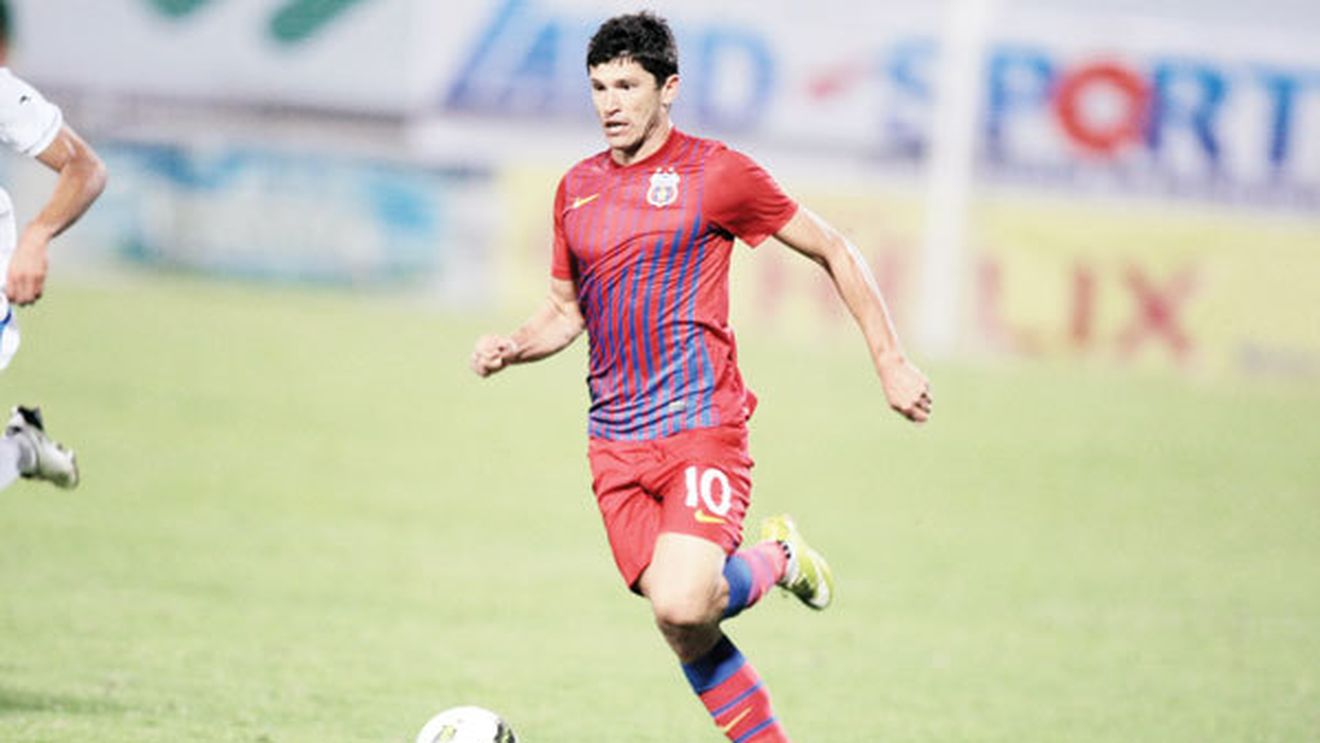 REACȚIA staff-ului Stelei după ce Gigi a ordonat ca Tănase să joace pe stânga!** Aliat surpriză pentru Becali în "duelul tactic" cu Ilie Stan