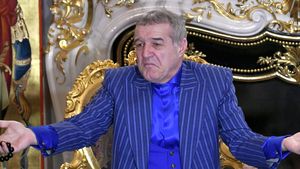 Gigi Becali l-a umilit pe Leo Strizu după primul meci pe banca lui FCSB: „Pentru ce îl întrebați cine face echipa? Nu știți?”