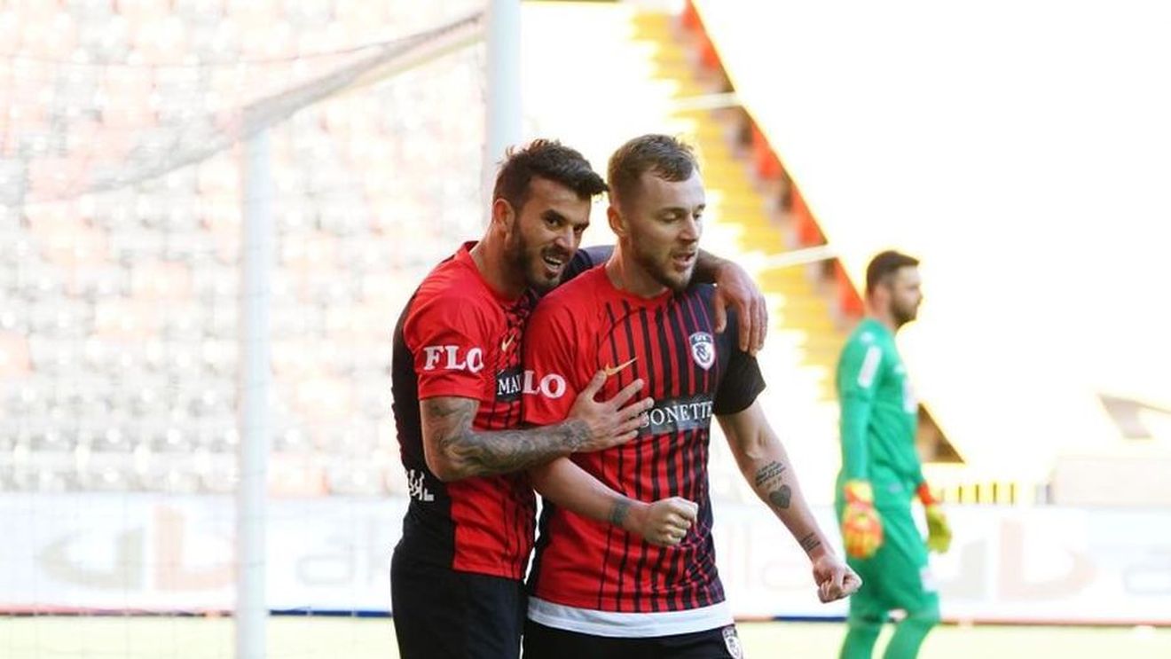 Alexandru Maxim, șocat de vestea plecării lui Marius Șumudică. „Abia am aflat și eu!” Mesaj pentru fostul său antrenor