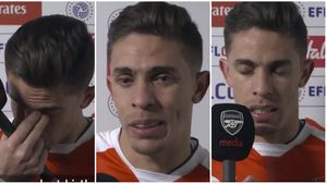 A început să plângă în direct! Brazilianul lui Arsenal a dat cel mai greu inteviu al carierei. VIDEO Imagini emoționante cu fundașul incapabil să-și găsească cuvintele