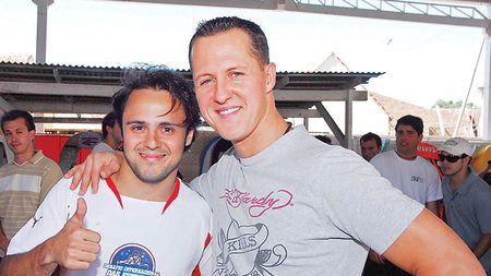 Schumacher rupe tăcerea