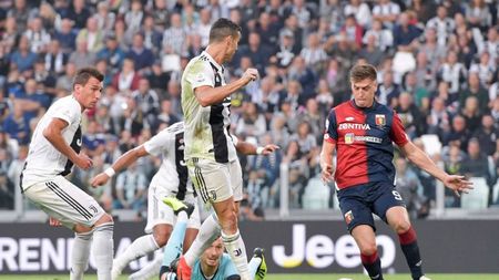 Ce a spus Ionuț Radu după ce l-a văzut pe Cristiano Ronaldo în vestiar: "Nu-mi vine să cred că sunt în fața celui mai mare jucător din lume"