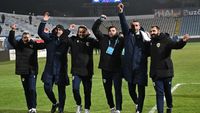 Asta da surpriză! Înlocuitorul lui Mirel Rădoi ar putea fi antrenorul din Superliga, hăituit pentru că nu avea licență PRO