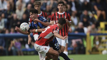 Dinamo, lovitură spectaculoasă! Fotbalistul de la AC Milan a acceptat oferta „câinilor” şi a refuzat-o pe Universitatea Craiova