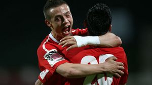 Înlocuitorul lui Torje era deja la Dinamo!** A venit ca închizător, a jucat fundaș și acum a fost avansat