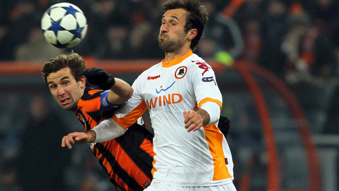 Gestul lui De Rossi are o explicație!** Lucescu știe MOTIVUL pentru care Srna a fost lovit de italian în plină figură