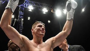 UPDATE | S-a decis cine va fi adversarul lui Rico Verhoeven! Anunțul de ultimă oră făcut de reprezentanții Glory