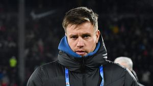 Mihai Pintilii a refuzat să se prezinte la flash-interviul de dinaintea partidei cu FC Voluntari. „S-a cam săturat!” Florinel Coman, pariul oficialilor de la FCSB pentru duelul cu trupa lui Liviu Ciobotariu. „El va rezolva meciul!”