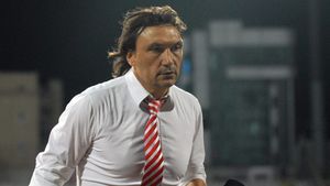 Dario Bonetti, prima reacție după ce Iuliu Mureșan l-a nominalizat ca fiind viitorul antrenor al lui Dinamo: „Sunt foarte fericit! Vom vedea în următorele zile” | EXCLUSIV