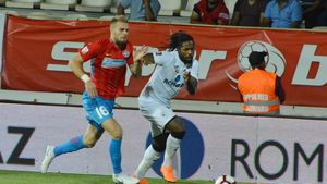 EXCLUSIV | "O poate ajuta Fortes pe FCSB?" Răspunsul categoric al unui patron din Liga 1. "Nu aș vrea să jignesc!"