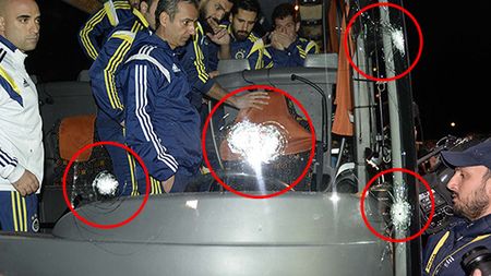 Ministrul turc de Interne, după scenele șocante de la Trabzon: "Din punct de vedere al siguranței, nu este necesar să se amâne meciuri"