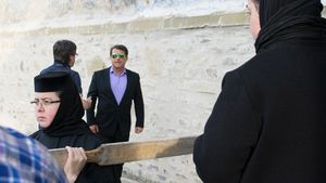 FOTO - Joan Laporta s-a rugat la mânăstirile din Bucovina. Fostul președinte de la Barcelona: "Mă simt deja un pic român"