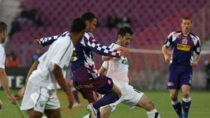 Sepsi: **"Dacă ar fi avut personalitate, arbitrul ar fi prelungit meciul cât s-au tăvălit clujenii"