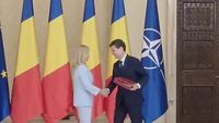 Nadia Comăneci, decorată de Nicușor Dan! „Zeița de la Montreal” a primit la Cotroceni Ordinul Naţional „Steaua României” în grad de Mare Cruce