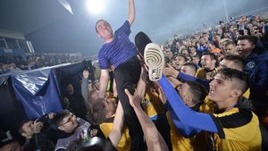 VIDEO | "S-a bătut multă monedă pe plecările lui Coman și Nedelcu! Hagi se ocupă deja de umplerea golurilor!" Ce se întâmplă după titlul câștigat de Viitorul