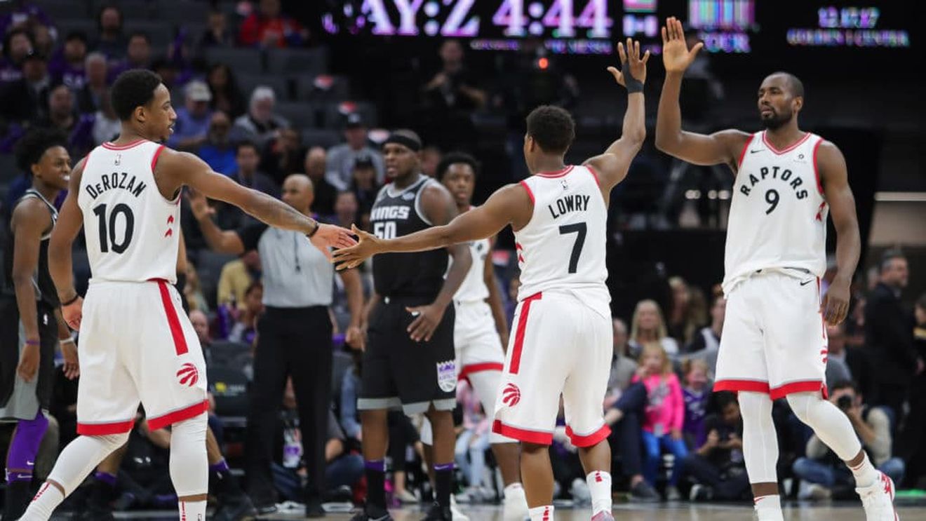 NBA | Golden State Warriors și Toronto Raptors, meci cu 252 de puncte. Rezultatele de sâmbătă