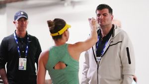 Detaliile neștiute ale „rupturii" dintre Simona Halep și Darren Cahill! Antrenorul a fost evitat de Toni Iuruc și nu a venit nici la nuntă