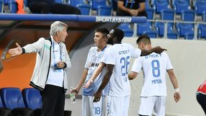 Prima reacție de la Universitatea Craiova, după ce covid-19 a dat iar buzna în vestiar: „Am avut șansă!” Sorin Cârțu se teme înaintea derby-ului cu Dinamo