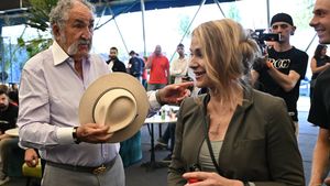 Ion Țiriac a băgat milioane de euro în cadoul pentru Nadia Comăneci. România i-a pus bețe în roate: „Plătesc și amenzile”