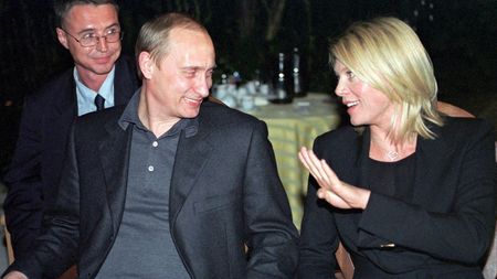 Actrița care a jucat-o rolul spionului Nikita, dezvăluiri șocante despre modul brutal în care Vladimir Putin a vrut să o despartă de iubitul ei! Povestea a fost „îngropată” de șefii Festivalului de Film de la Moscova: „A fost un un coșmar!” | GALERIE FOTO