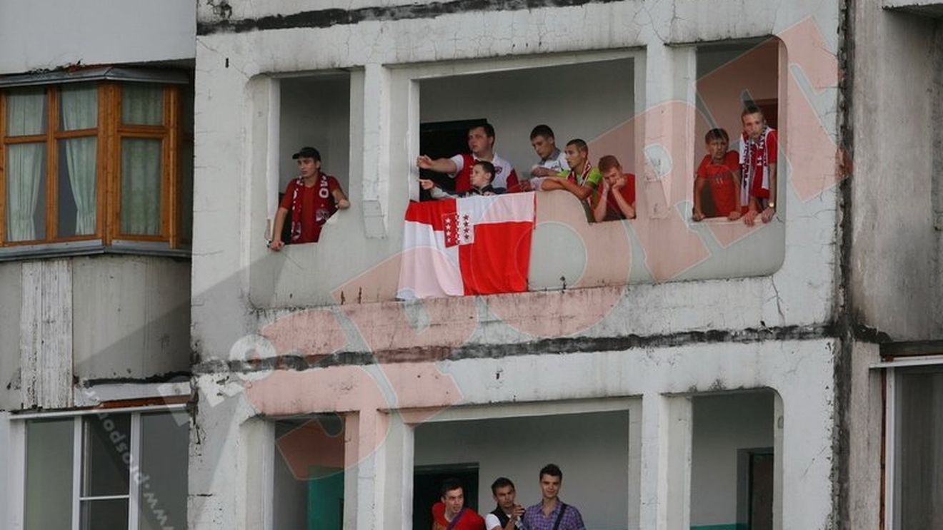 FOTO** Antrenamentul lui Dinamo! Fanii "câinilor" și-au încurajat favoriții de la balcoane!