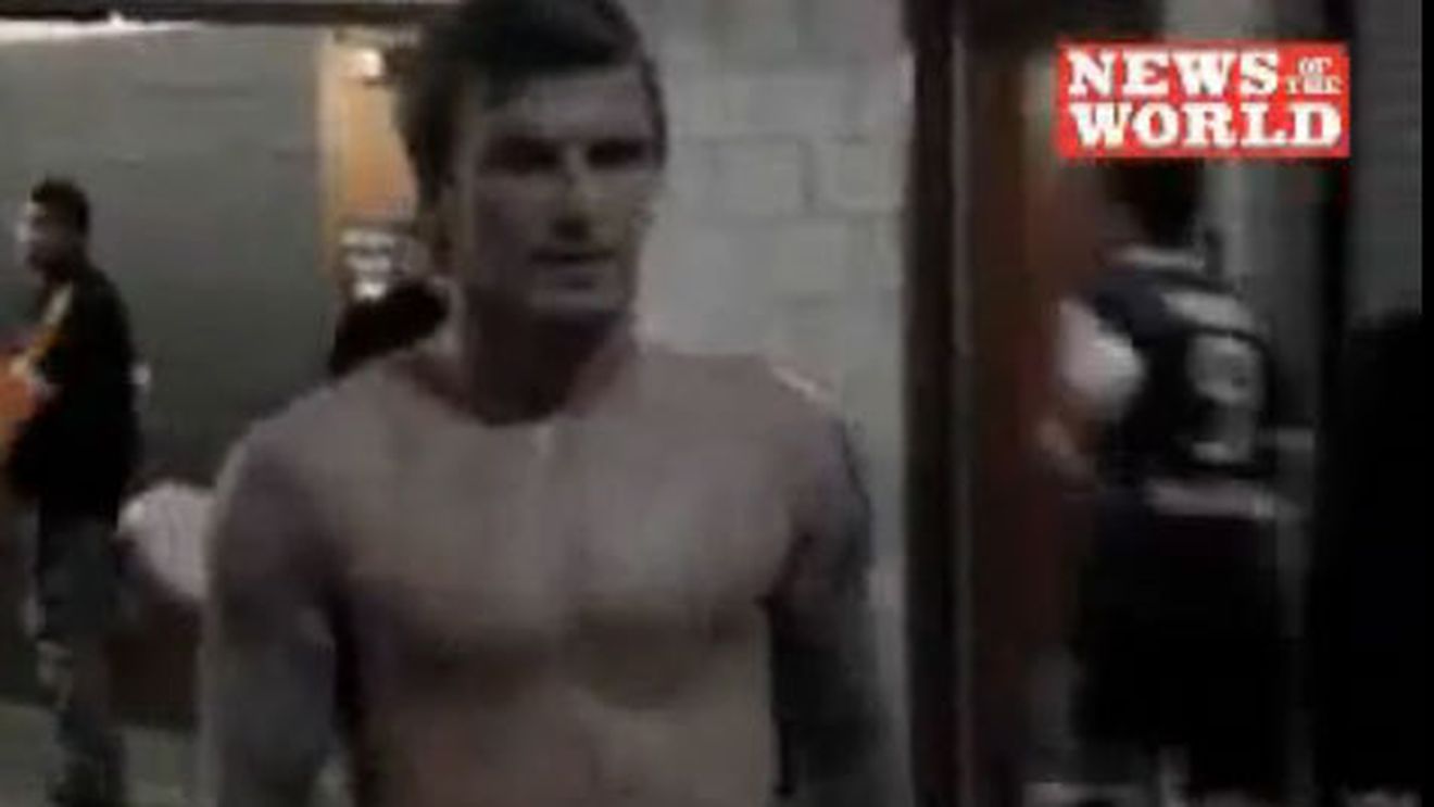 VIDEO** Beckham a vrut să bată un fan care i-a strigat "Renunță la prostituate!"