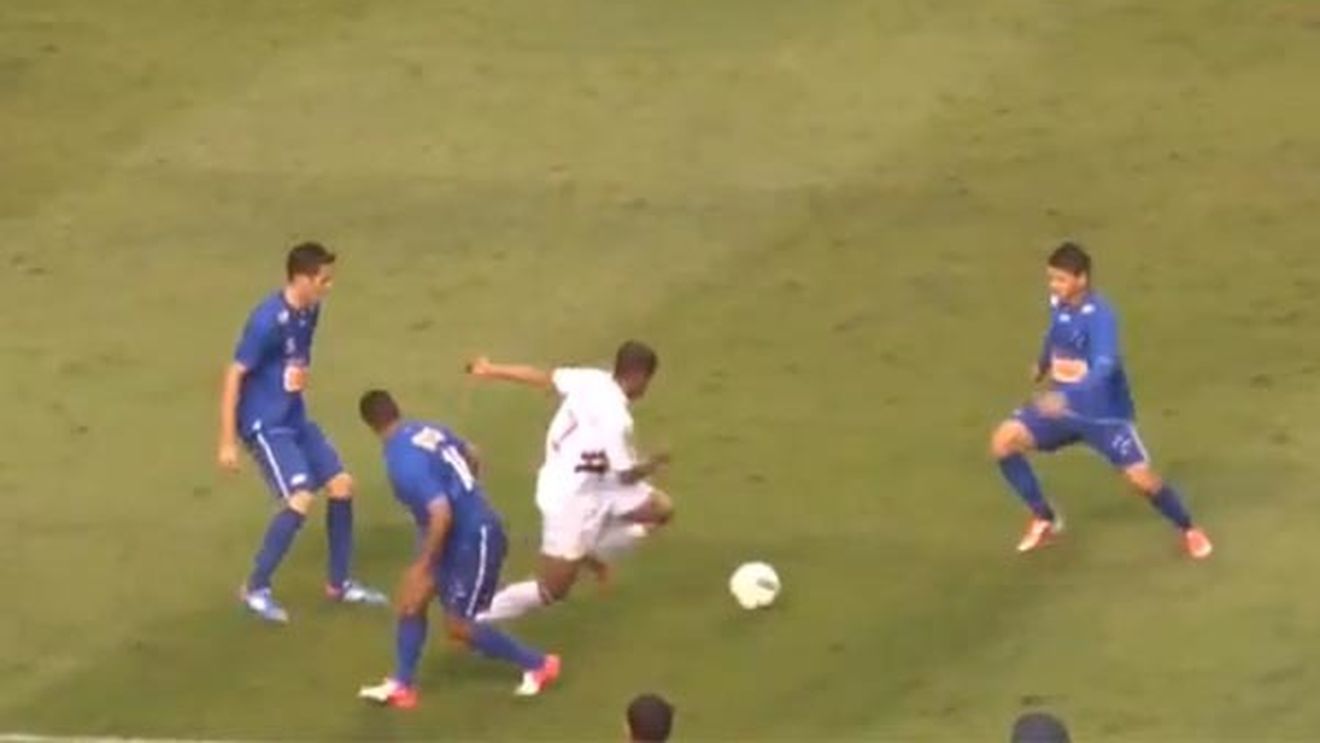 VIDEO de 45 de milioane de euro!** Toată lumea a uitat de Neymar și abia așteaptă să-l vadă pe Lucas Moura în Europa! Fază de FIFA 13