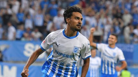 Universitatea Craiova - Petrolul 2-0, în etapa cu numărul 7 din Superliga. Gruparea din Bănie se desprinde în fruntea clasamentului