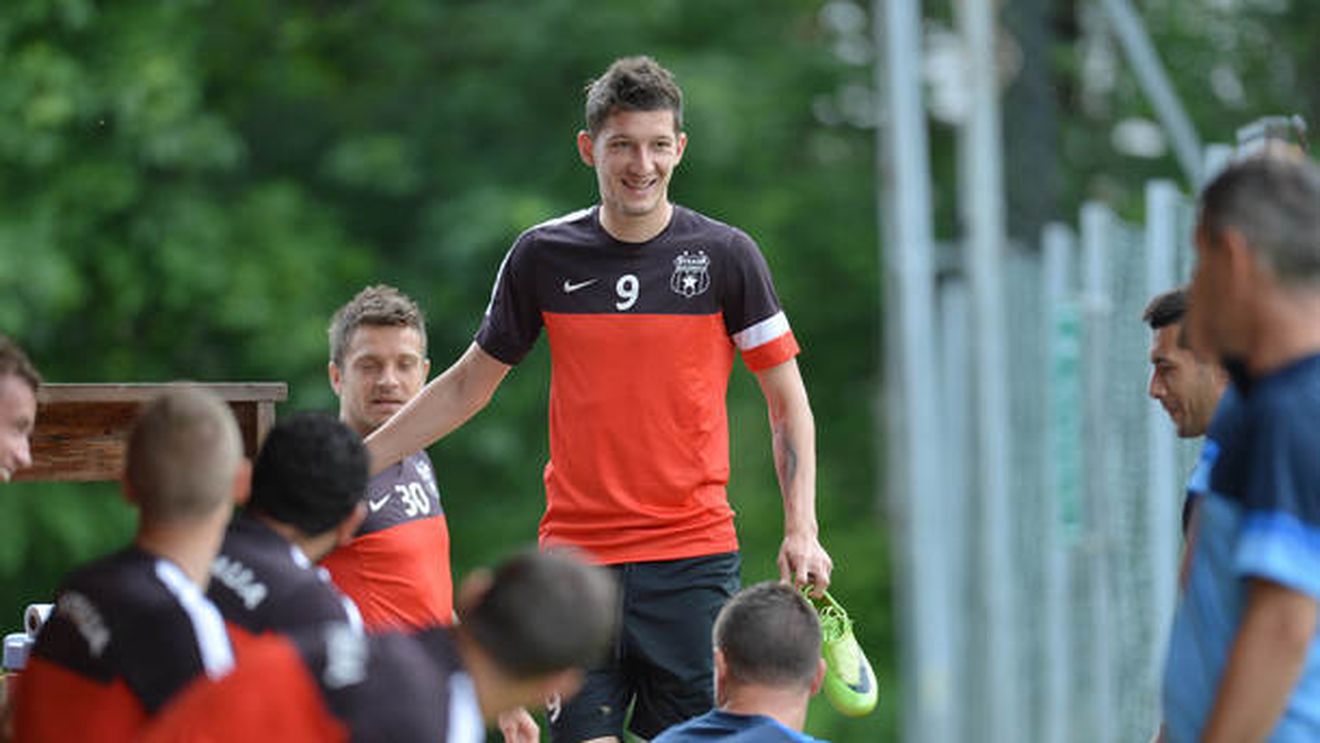 În afara terenului chiar știe să atace:) Mihai Costea îi răspunde lui Becali:** "Cum să o ard cu țigara pe Cruduța? Eu nici măcar nu fumez"