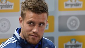 N-ai dreptate, Pintilii! Nu voi, noi suntem "vai de mama noastră". Cristian Scutariu, despre "vagonul de zoaie în care este îmbibat fotbalul românesc"