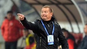 Ionuț Chirilă, atac devastator la Borcea, Badea, Negoiță și Cortacero: „Au adus oameni după interese meschine! Au dus Dinamo la ghilotină”. VIDEO