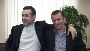 VIDEO / "Munteanu are 80% șanse să vină la Steaua"