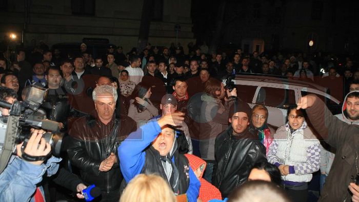 Susținătorii lui Becali au renunțat la protest!**
