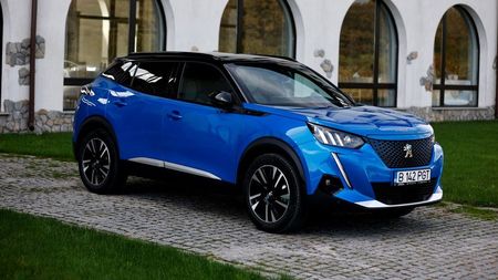 5 lucruri pe care trebuie să le știi despre Peugeot 2008, candidat la Mașina Anului 2021 în România