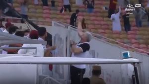 FOTO | Echipa lui Șumudică a câștigat în minutul 90+6, iar antrenorul român nu și-a putut stăpâni bucuria. Reacția lui "Șumi" :)