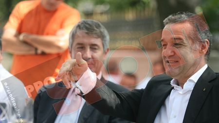 "Dacă nu eram un om civilizat, **l-aș fi zburat pe Becali din vestiar!"